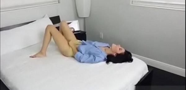 trendsGoddess Beauty And Small Size Jenna Reid Gets Fucked Hard